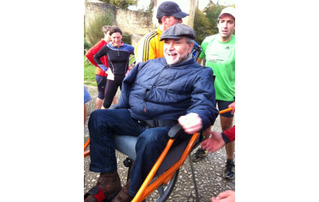 Essai Joëlette pour emmener Gérard sur notre défi Téléthon (10/11/2013)